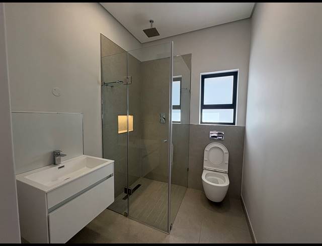 4 BEDROOM HOUSE FOR SALE IN SANDOWN
